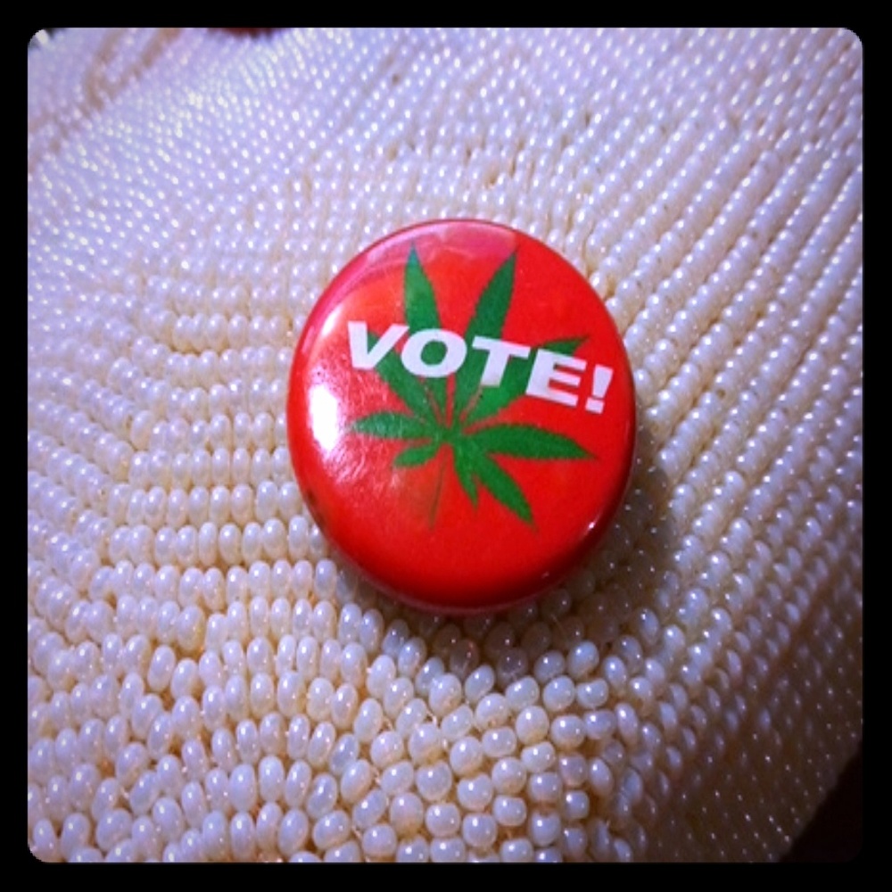 Vote pin